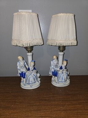 Set Of 2 Vintage Porcelain Figurine Table Lamps